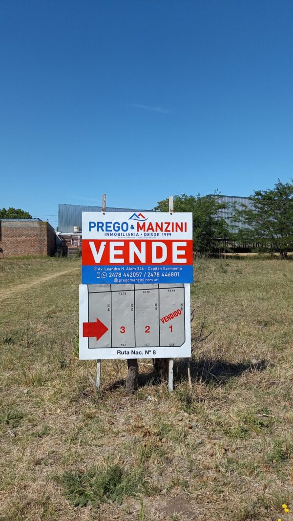 Un terreno en venta, sobre ex ruta N 8, a metros de Av. L. N. Alem
