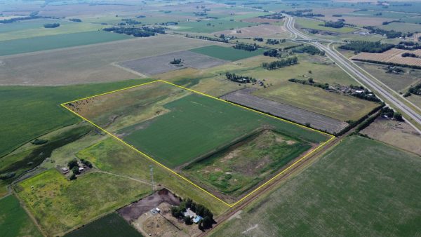 En venta: 30 hectáreas de campo con  cantera en la  Ciudad de Arrecifes a 400m de Autopista RN 8 - Imagen 5