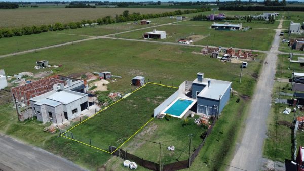Terreno en venta loteo "El Tropezón" calle Aristóbulo del Valle superficie 420mts2 - Imagen 4