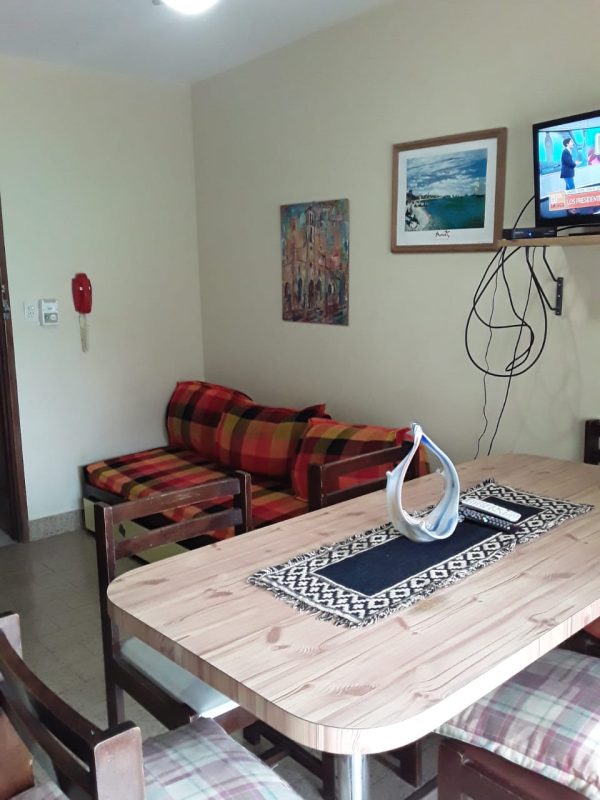 Departamento en Santa Teresita a 100m del mar con renta - Imagen 7