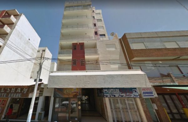 Departamento en Santa Teresita a 100m del mar con renta - Imagen 2