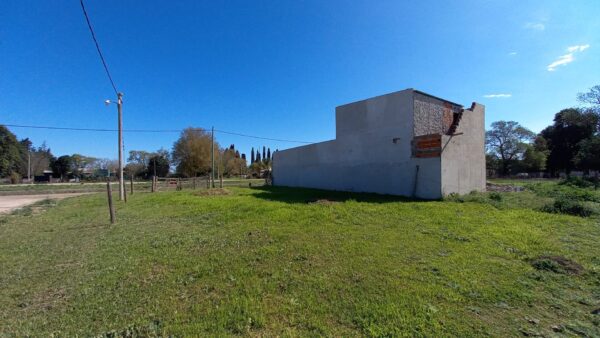 Terreno en venta "La Filomena" calle Dr. R. Favaloro y Tucumán, superficie 295m2 - Imagen 3