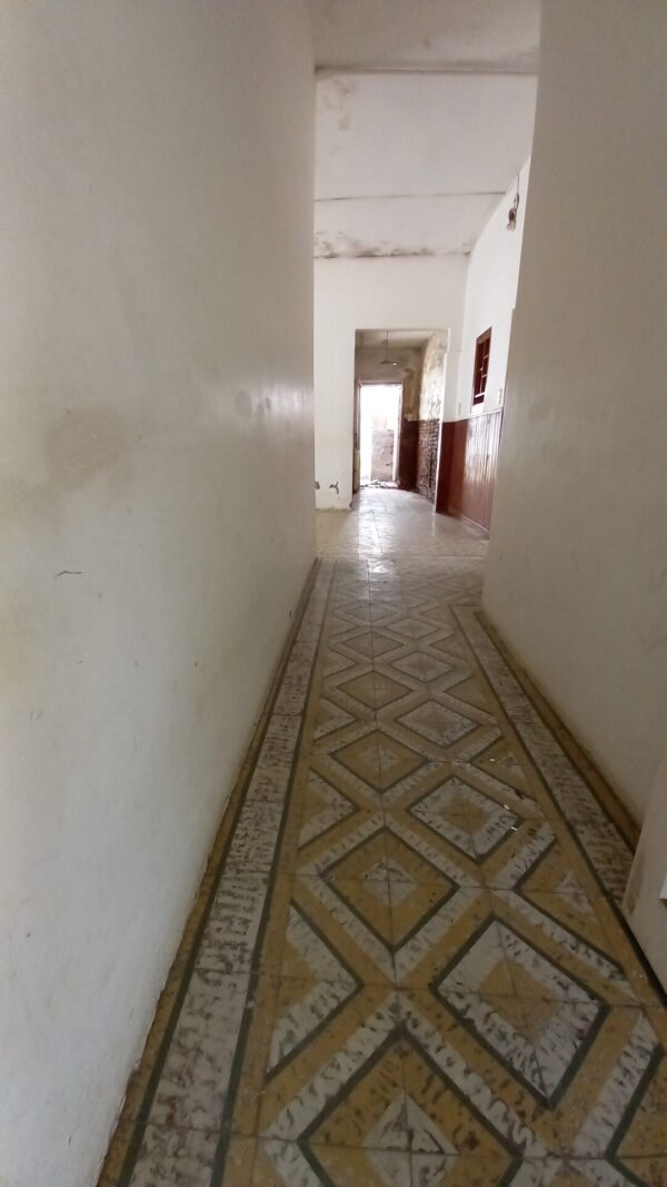 En venta casa 143mts2 cubiertos sobre calle España 487 - Imagen 2