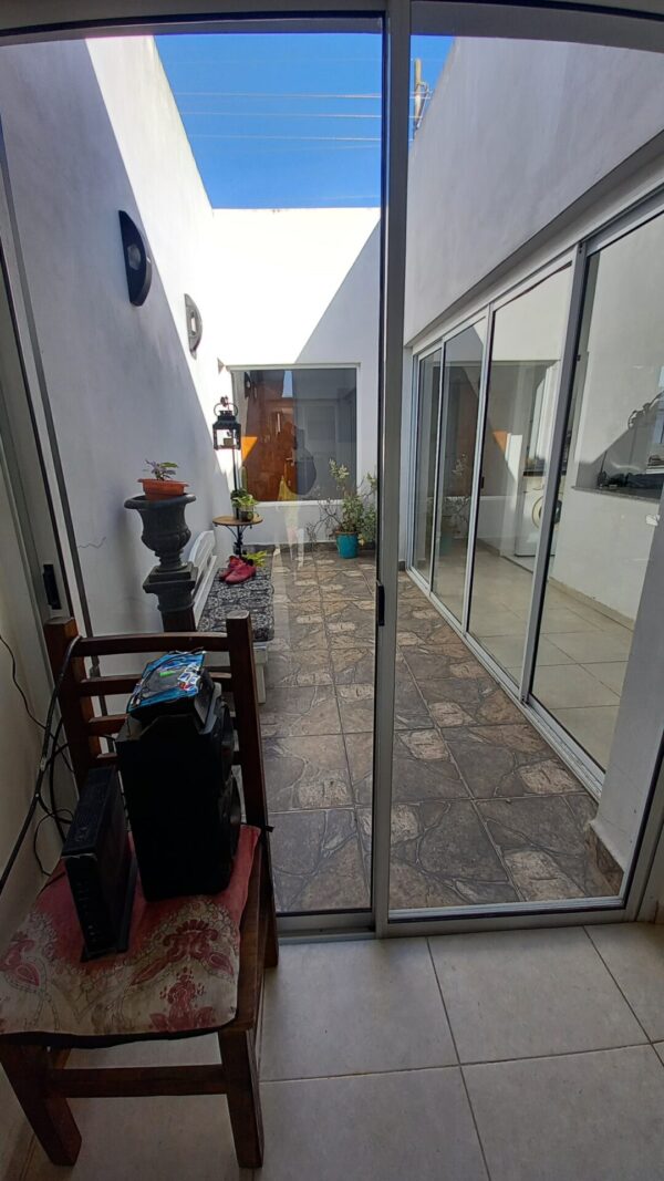 En venta casa, edificados 126m2, terreno 330m2, calle Sarmiento 972 - Imagen 10