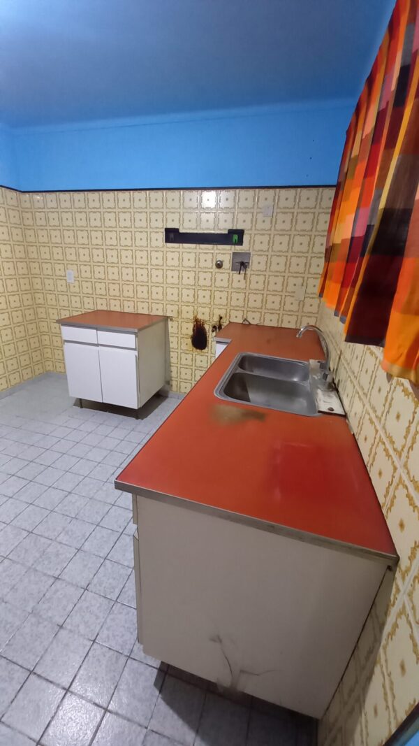 En venta casa, edificados122m2, terreno 406m2, sobre Av. Leandro N. Alem 1168 - Imagen 14