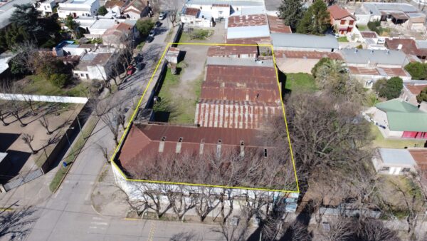 En Venta: terreno de 2.283m2, ubicado frente a la plaza San Martin - Imagen 2