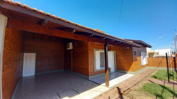 En venta, casa edificado 122mts2 sobe Francia - Imagen 3