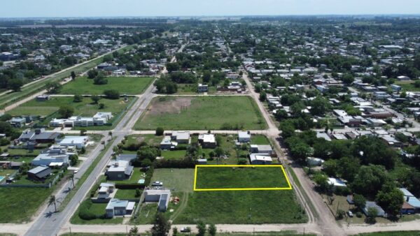 Terreno en venta, calle Mármol entre Tucumán y Mendoza, Barrio La Filomena, superficie 1.262m2 - Imagen 3
