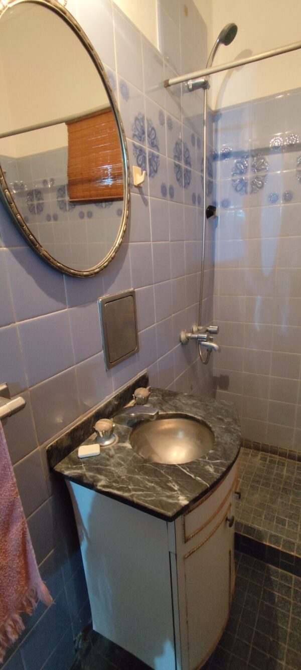 En venta casa excelente ubicación, 198mts2 cubiertos sobre calle Centenario 335 - Imagen 10