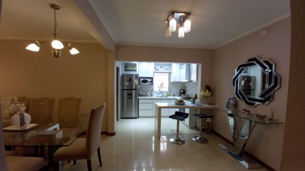 En venta casa en excelente estado, moderna, 220mts2 cubiertos, pileta, sobre calle Formosa 1289 - Imagen 10