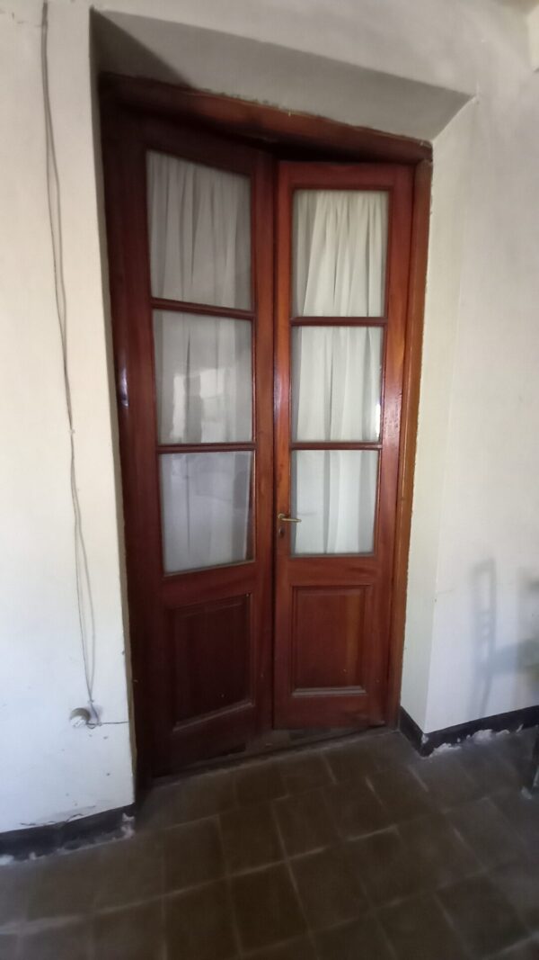 En venta casa: excelente para remodelar, 221m2 cubiertos a 50m de la plaza San Martin - Imagen 18