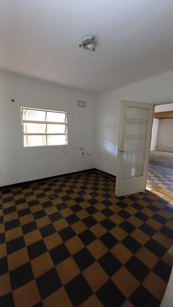 En venta: casa a 50m de Av. R. S. Peña, 130m2 cubiertos, sobre calle Mármol 448 - Imagen 9