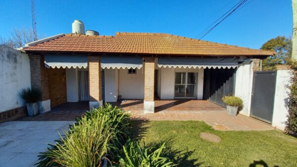 En venta casa 137mts2 cubiertos sobre calles Pablo Neruda y Belgrano - Imagen 23