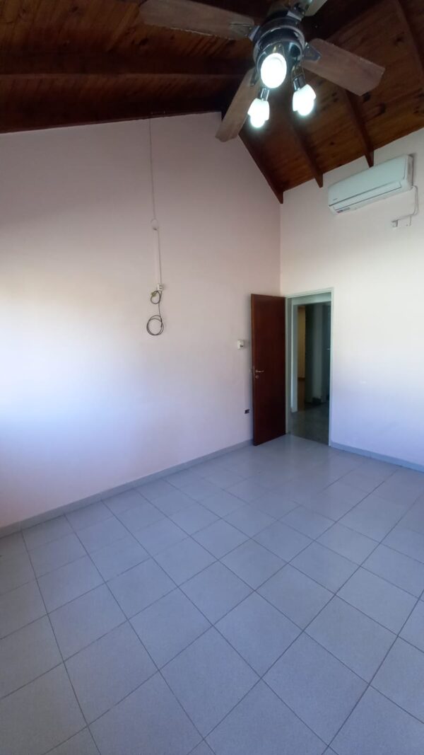 En venta casa 137mts2 cubiertos sobre calles Pablo Neruda y Belgrano - Imagen 13