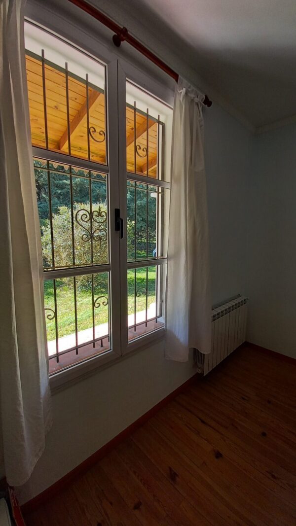 En venta casa quinta ubicada a 12 cuadras del centro de Capitán Sarmiento sobre Av. Mitre 1176, terreno 6.092m2, edificado 480m2 - Imagen 19