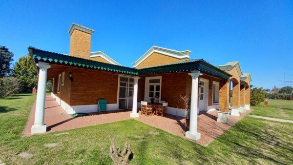 En venta casa quinta ubicada a 12 cuadras del centro de Capitán Sarmiento sobre Av. Mitre 1176, terreno 6.092m2, edificado 480m2 - Imagen 41
