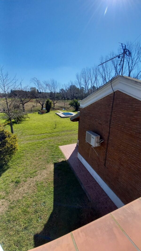En venta casa quinta ubicada a 12 cuadras del centro de Capitán Sarmiento sobre Av. Mitre 1176, terreno 6.092m2, edificado 480m2 - Imagen 47