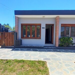 En venta casa 140mt2 edificados sobre calle Mármol 1168 a 50m de Av. L. N. Alem