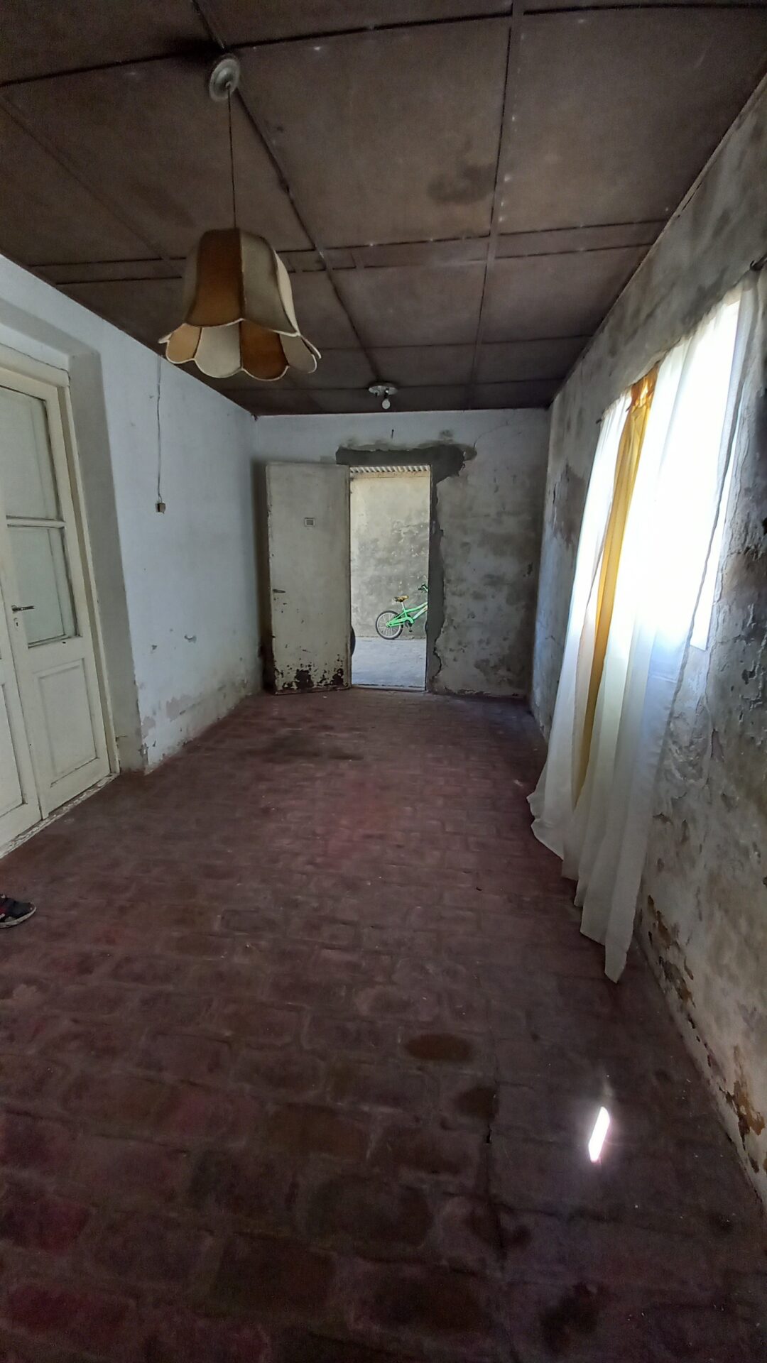 En venta casa 168mts2 cubiertos, terreno 496mts2, con pileta sobre calles Vicente L y Planes 202 - Imagen 6