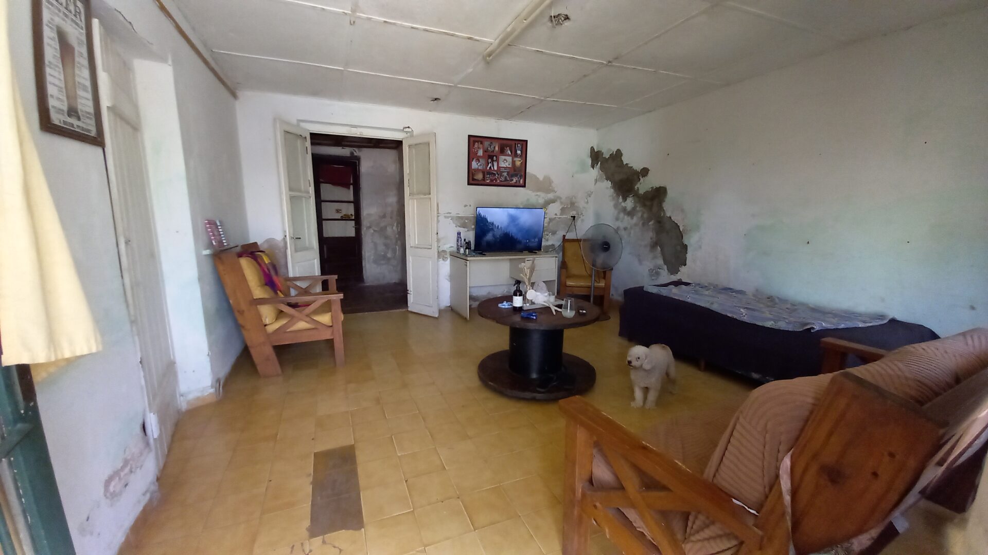 En venta casa 168mts2 cubiertos, terreno 496mts2, con pileta sobre calles Vicente L y Planes 202 - Imagen 2