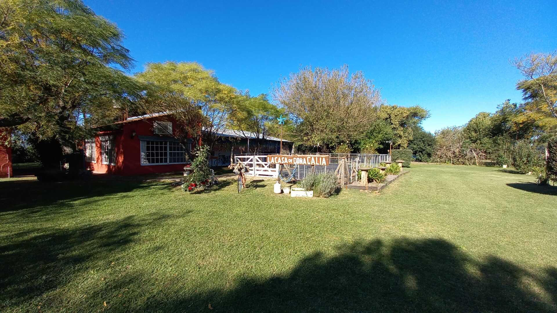 En venta: Casa quinta amueblada, ubicada en La luisa, Capitán Sarmiento, 2.169m2 de terreno, 203m2 edificados con pileta - Imagen 5