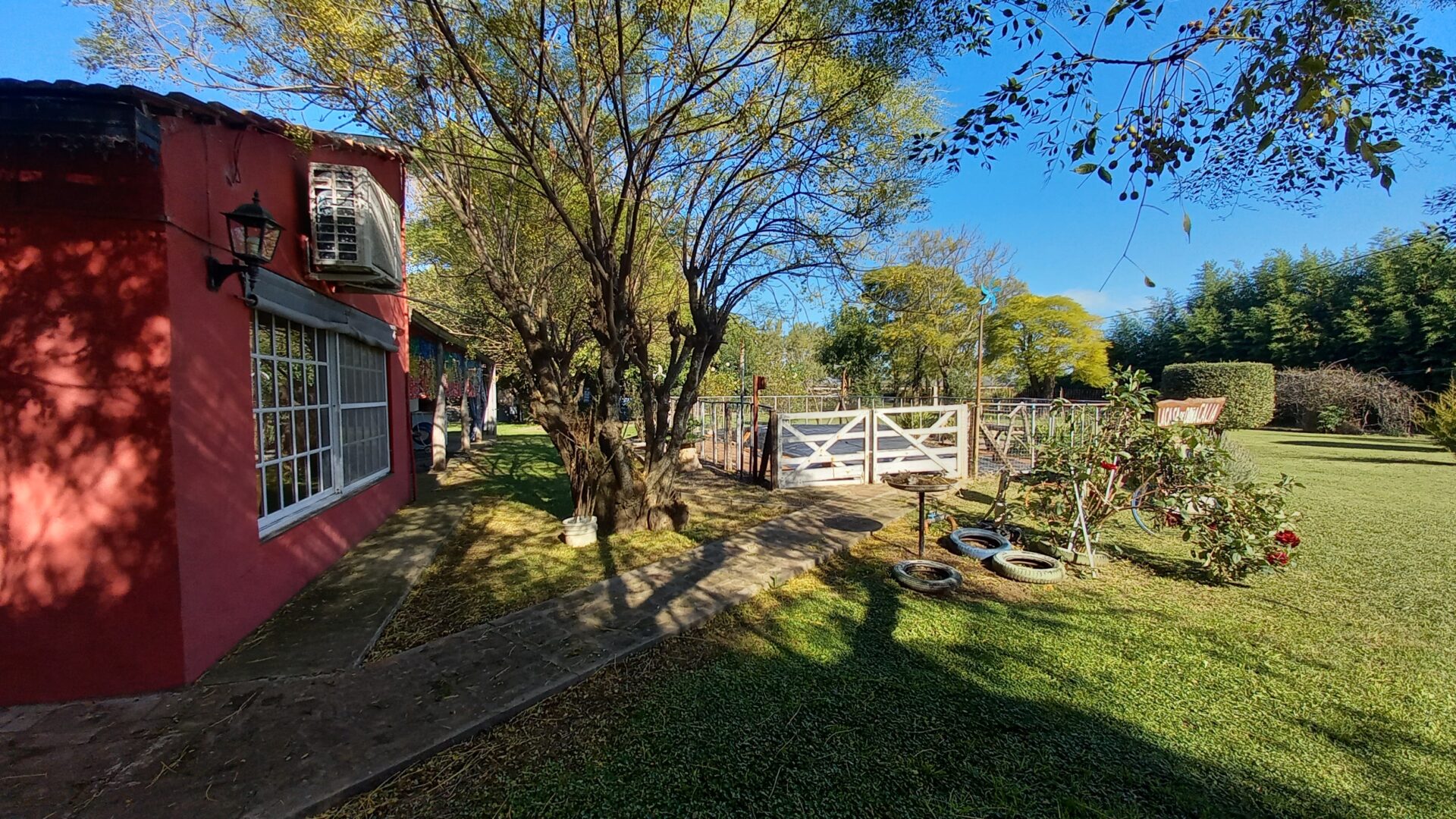 En venta: Casa quinta amueblada, ubicada en La luisa, Capitán Sarmiento, 2.169m2 de terreno, 203m2 edificados con pileta - Imagen 7
