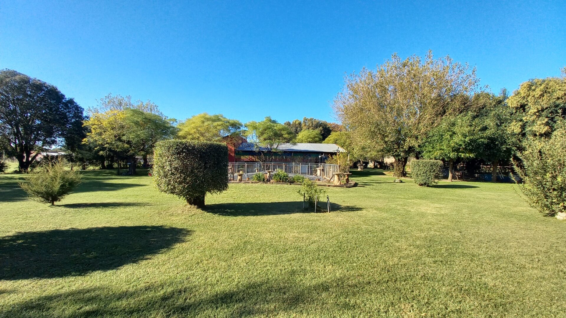En venta: Casa quinta amueblada, ubicada en La luisa, Capitán Sarmiento, 2.169m2 de terreno, 203m2 edificados con pileta - Imagen 40