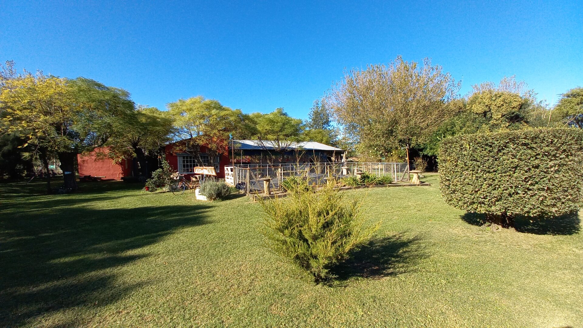 En venta: Casa quinta amueblada, ubicada en La luisa, Capitán Sarmiento, 2.169m2 de terreno, 203m2 edificados con pileta - Imagen 41