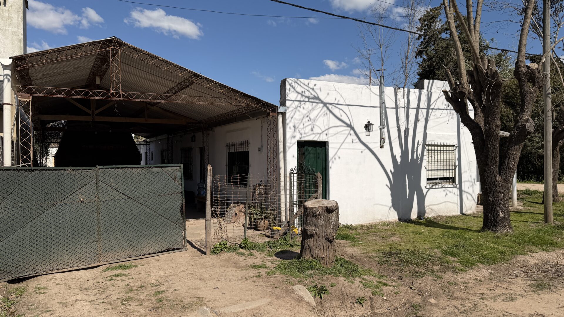 EN VENTA "Duggan" casas 155m2+ departamento 67m2 sobre un terreno 657m2, Bartolomé Mitre 585 - Imagen 3