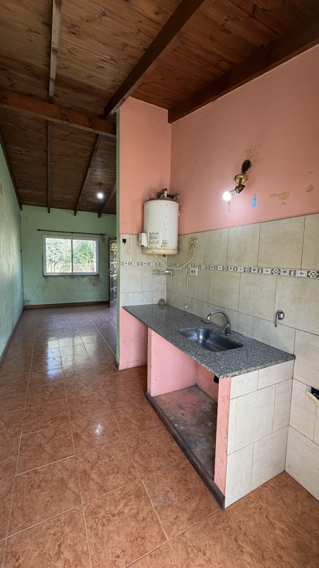 EN VENTA "Duggan" casa 70m2, parque 400m2, San Antonio de Areco - Imagen 11
