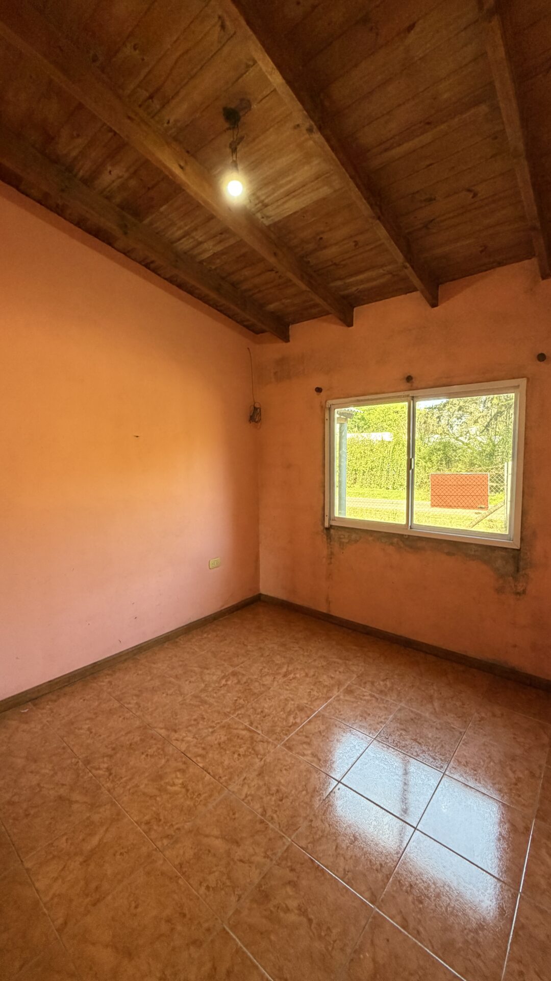 EN VENTA "Duggan" casa 70m2, parque 400m2, San Antonio de Areco - Imagen 10